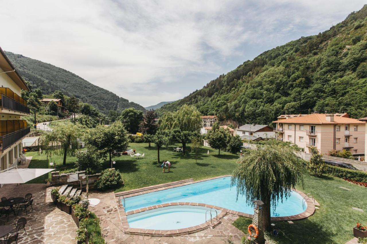 Hotel Catalunya Park Ribes De Freser Exterior photo