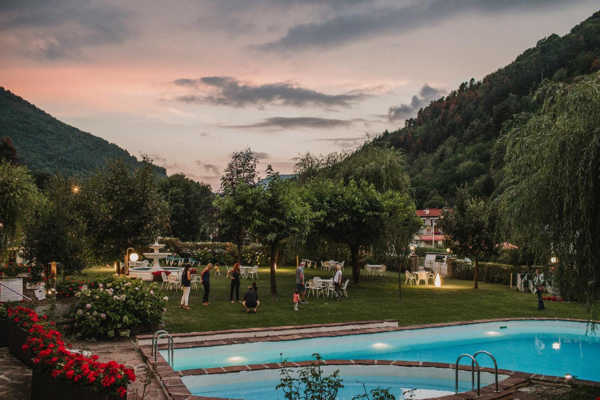 Hotel Catalunya Park Ribes De Freser Exterior photo
